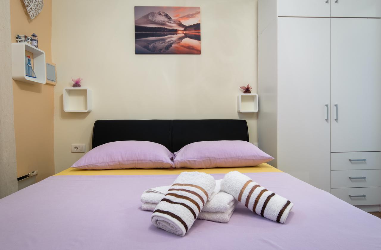Private Accommodation Milisa Split Exteriér fotografie